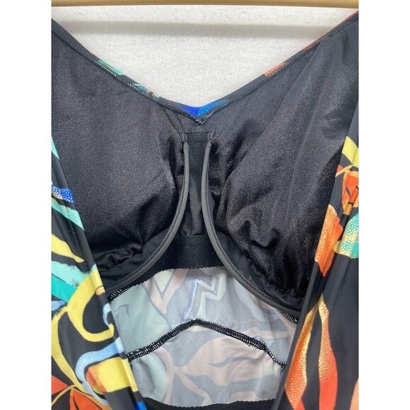 Maxine of Hollywood Women's Plus Size Bathing Suit Top Size 22W Underwire - Picture 4 of 7